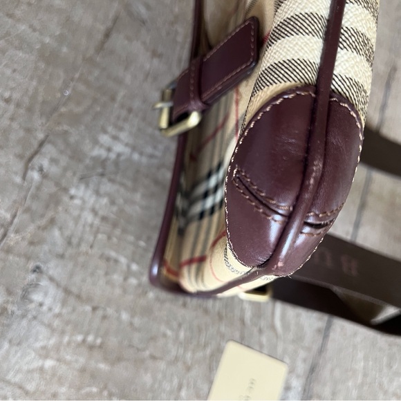 SOLD SOLD SOLD‼️Authentic Burberry Crossbody Bag - Picture 6 of 13